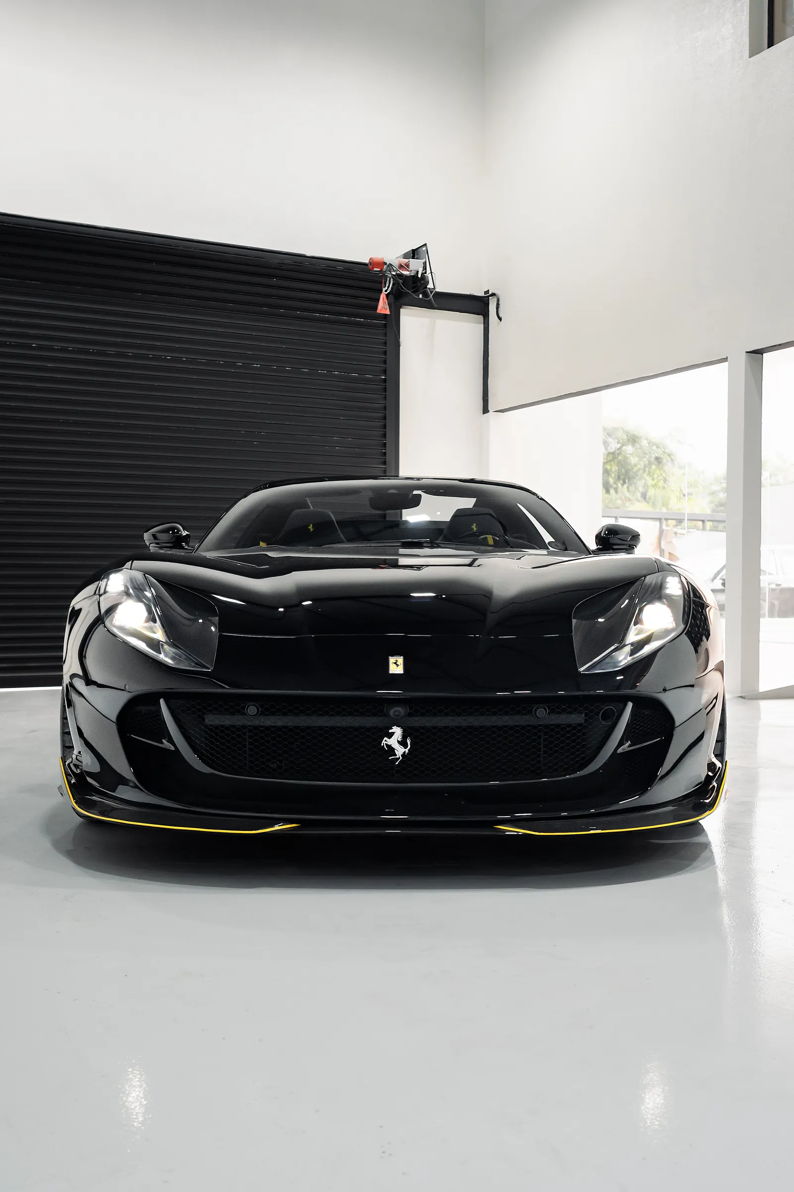 Ferrari 812 GTS preparada pela FATTO