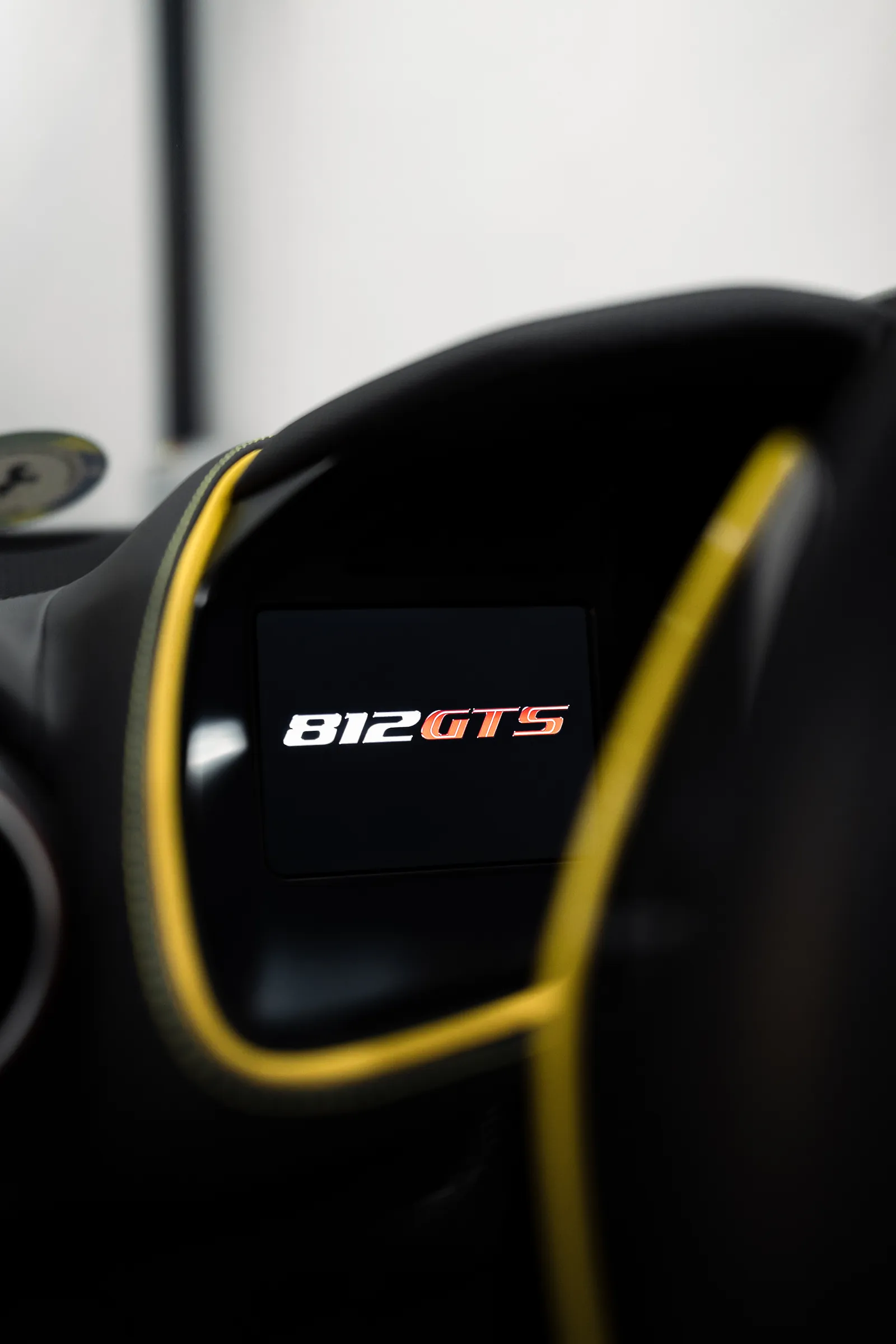 812 GTS — detalhe 12
